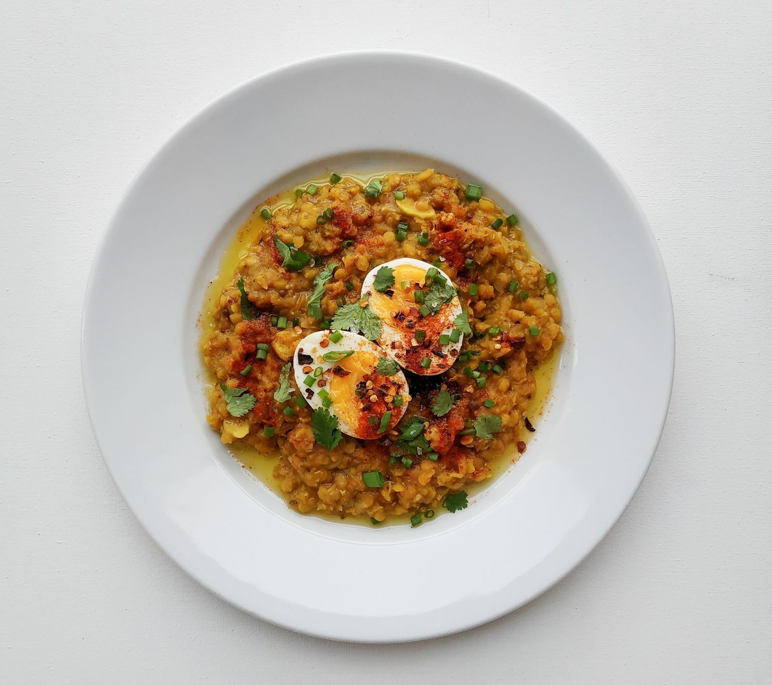 RED LENTILS WITH TURMERIC AND EGG